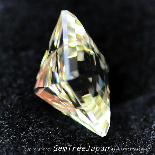 師匠作品“クラウン五段カット”ラブラドライト1.90ct💎