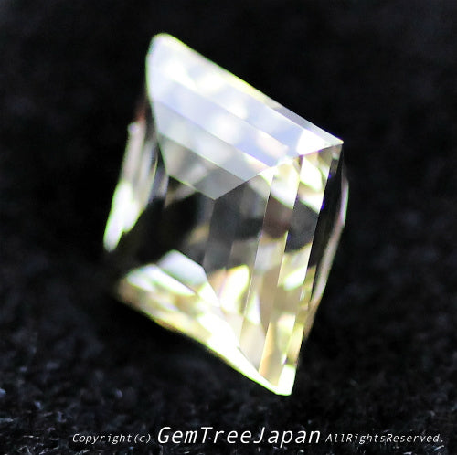師匠作品“クラウン五段カット”ラブラドライト1.90ct💎