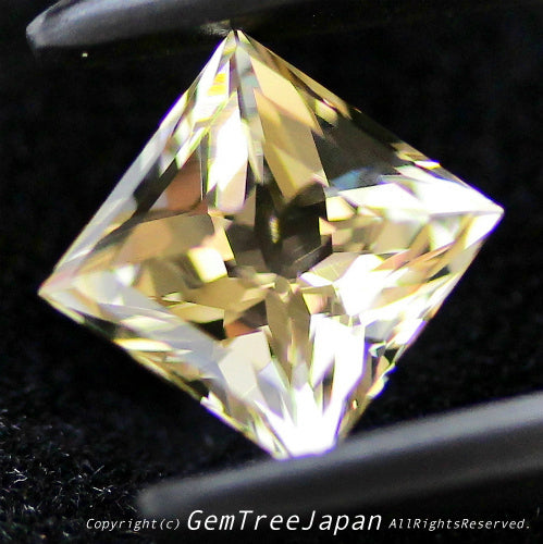 師匠作品“クラウン五段カット”ラブラドライト1.90ct💎