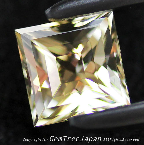師匠作品“クラウン五段カット”ラブラドライト1.90ct💎