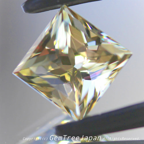 師匠作品“クラウン五段カット”ラブラドライト1.90ct💎