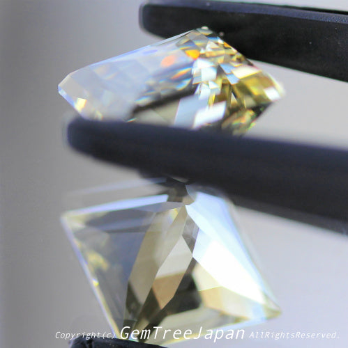 師匠作品“クラウン五段カット”ラブラドライト1.90ct💎