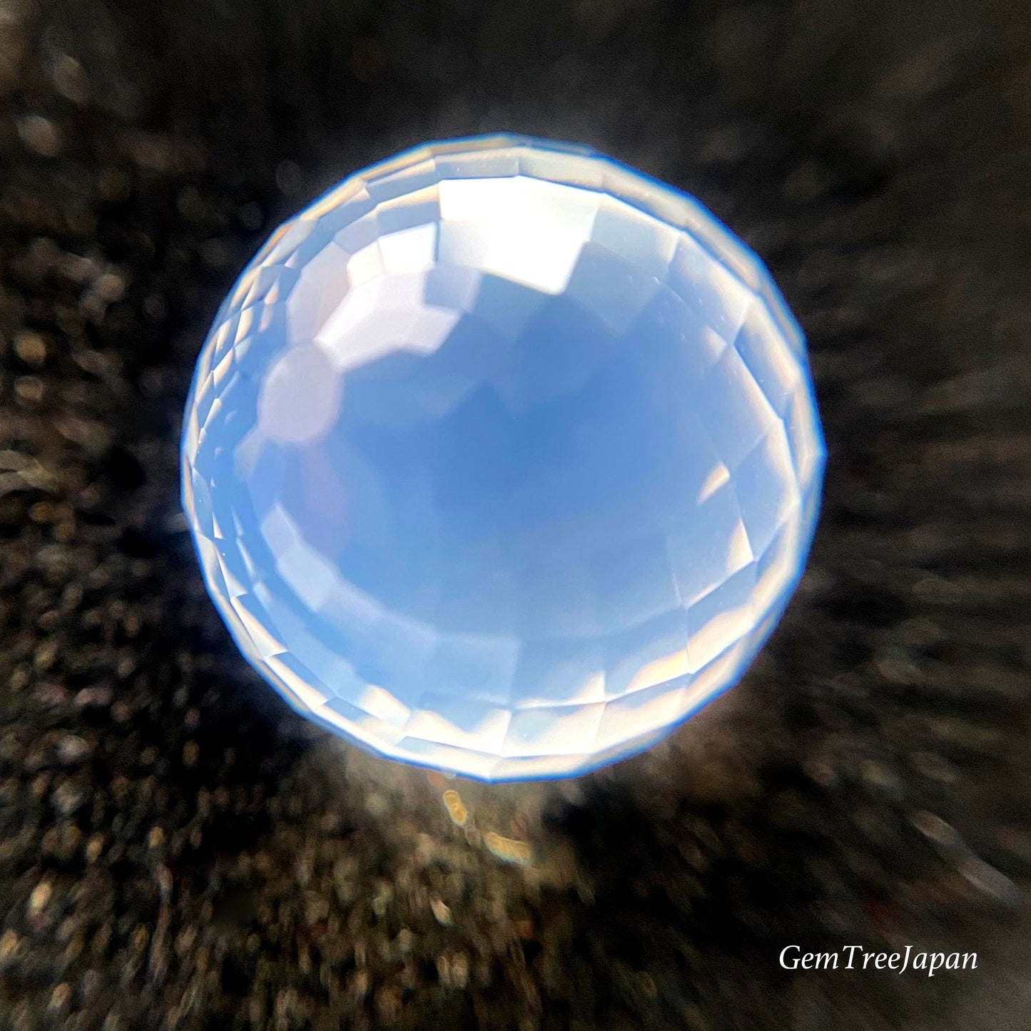 芸術的なミラーボールカット✨ミルキークォーツ 10.64ct 師匠作品💎