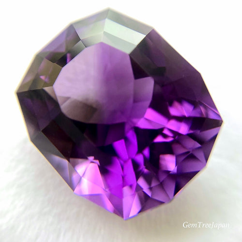 さりげないバイカラーが魅力的✨アメジスト11.35ct 💎ピアッちゃん作品
