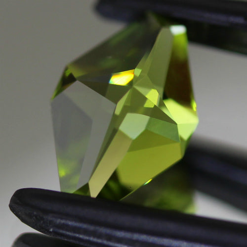 ゲオ先生作品特集「ファンシーカイトカット」パキスタンペリドット1.427ct✨ 3/21 プレミア配信💎🌳⚡️