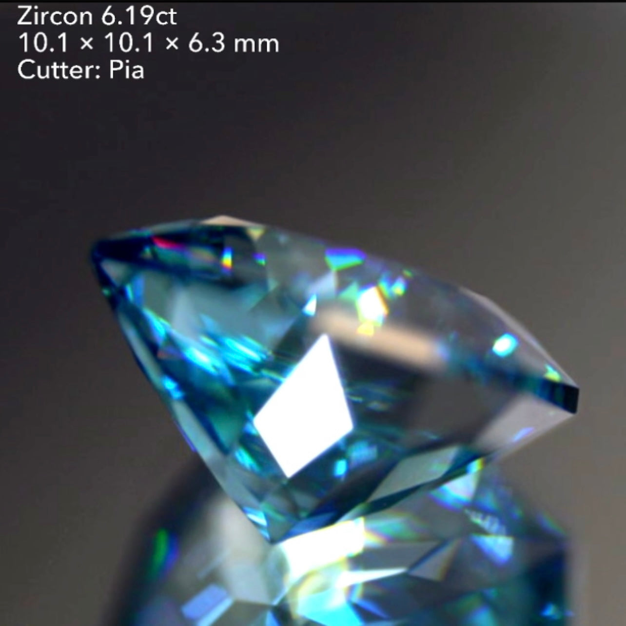 魅力ポイント満載👌大粒ブルージルコン6.19ct💎✨ピアッちゃん作品👍