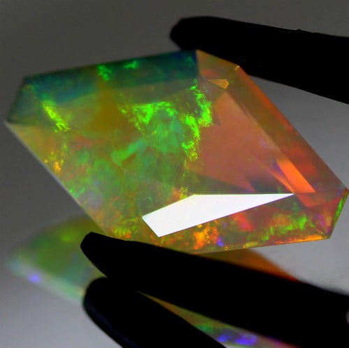 ゲオ先生作品特集「ファンシーカイトカット」エチオピアオパール1.61ct✨ 3/21 プレミア配信💎🌳⚡️
