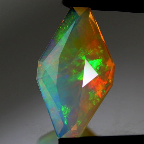 ゲオ先生作品特集「ファンシーカイトカット」エチオピアオパール1.61ct✨ 3/21 プレミア配信💎🌳⚡️