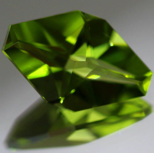 ゲオ先生作品特集「ファンシーカイトカット」パキスタンペリドット1.427ct✨ 3/21 プレミア配信💎🌳⚡️