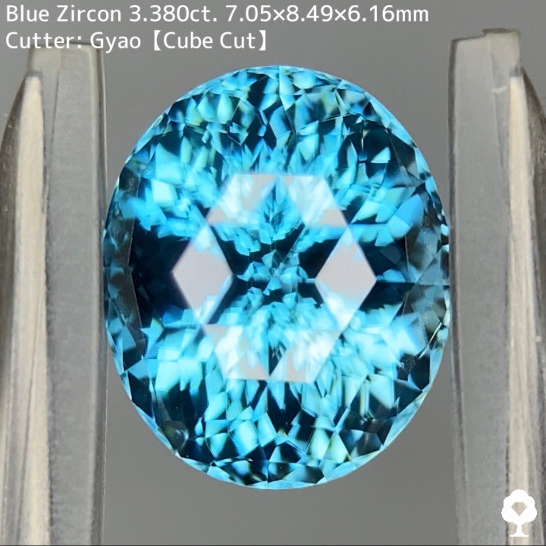 クリスマスオークション🎄【Cube Cut】ブルージルコン 3.380ct