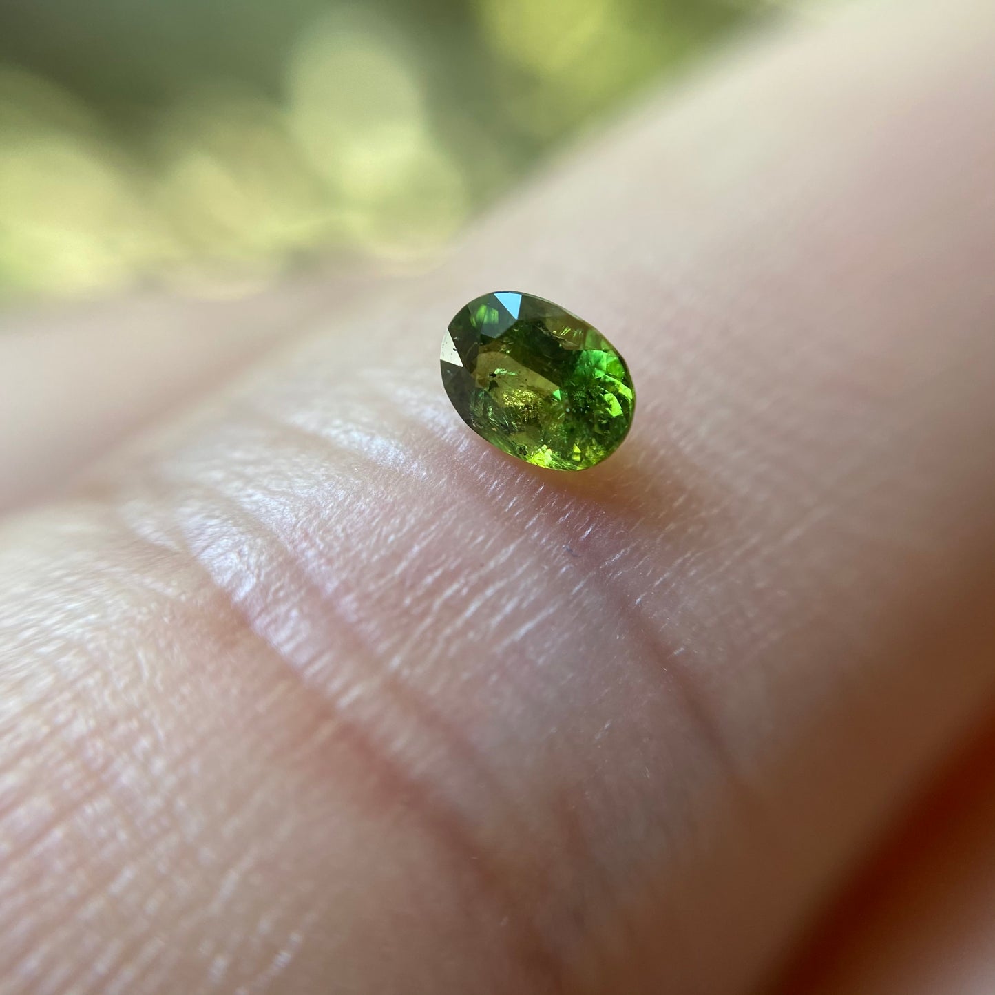 【“みどりの日”特別オークションその3】💖虹入🌈アイドクレース(ベスビアナイト)0.32ct☀️💎レイちゃん作品✨【5/1YouTubeライブご紹介作品】