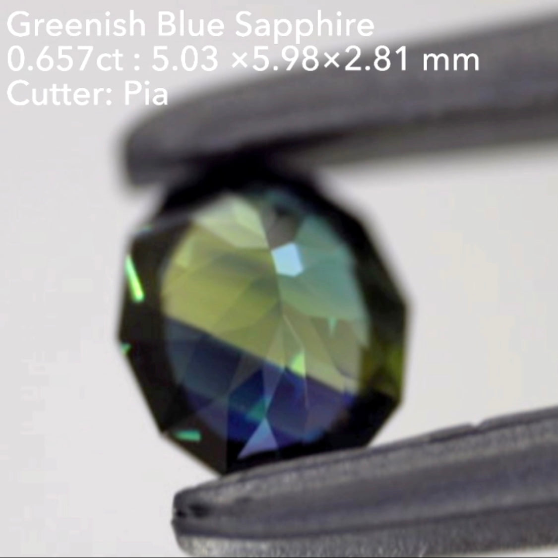 ハッキリ分かれる二つの美色✌️グリニッシュブルーサファイア0.657ct💎ピアッちゃん作品👍ブラックフライデー特価でご紹介です♪