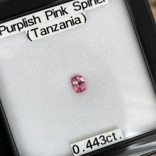 【お客さま専用】鮮やかなピンクと強い輝きが可愛すぎる★パープリッシュピンクスピネル0.443ct. ピアッちゃん作品