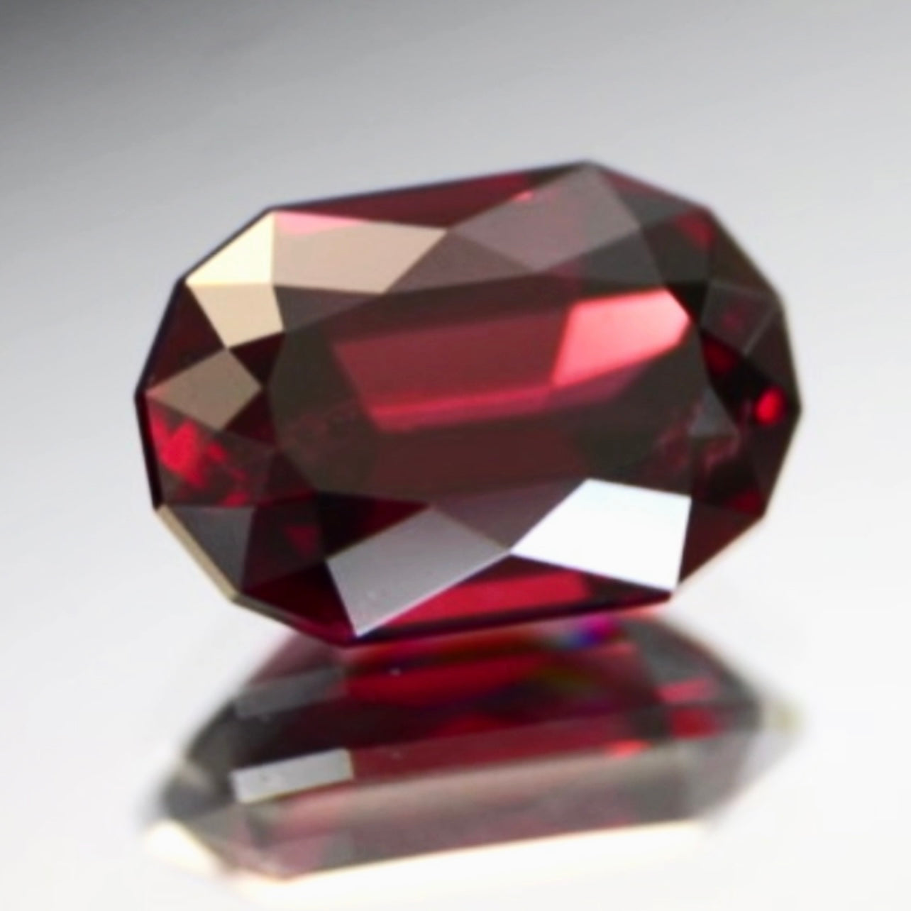 パイラルスパイト(3種混合)ガーネット♪希少レッドマラヤ1.924ct💎ピアッちゃん作品✨