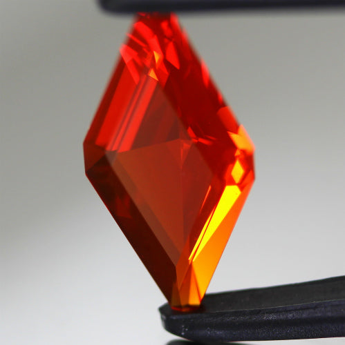 ゲオ先生作品特集「ファンシーカイトカット」ファイアオパール1.279ct✨ 3/21 プレミア配信💎🌳⚡️