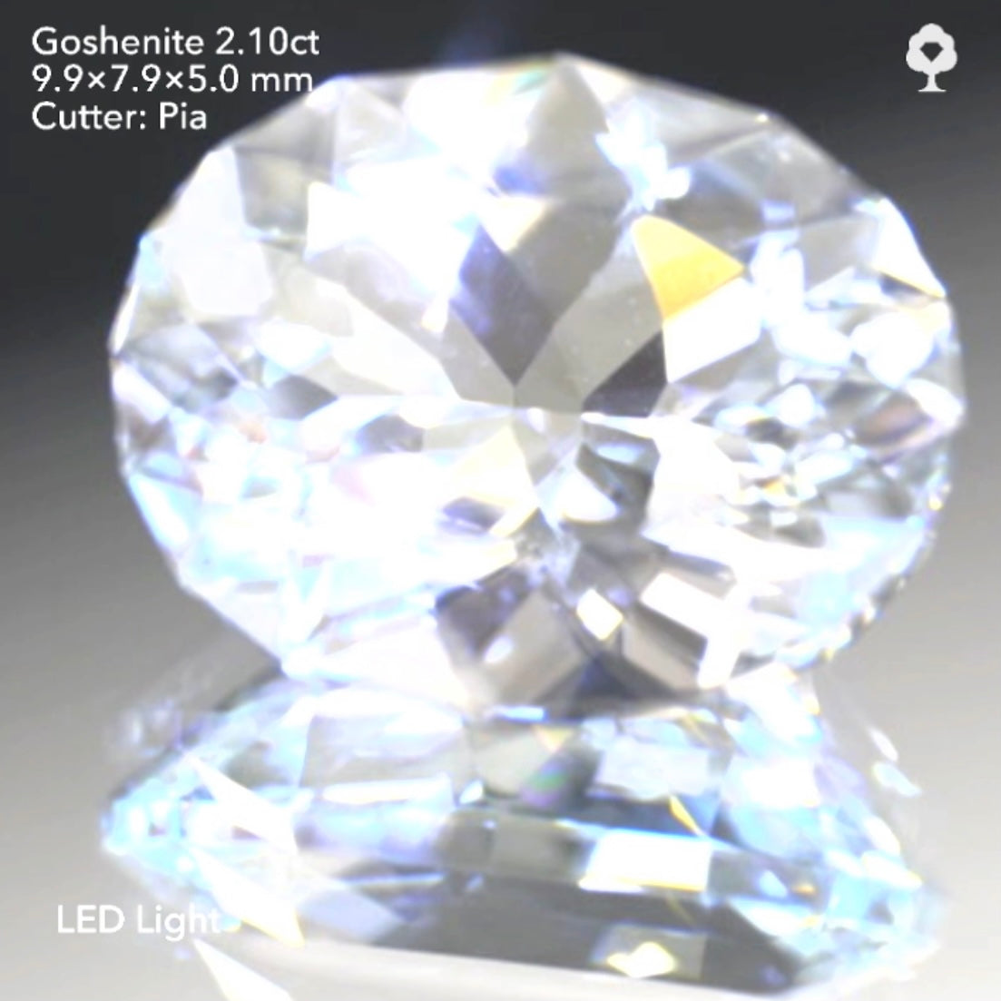 堂々たる純白の輝き✨さりげないファンシーカットも最高💎ゴッシェナイト(カラーレスベリル)2.10ct★ピアッちゃん作品👍GTJ名物【HPオークション】こちらはクーポンはごめんなさい🙏