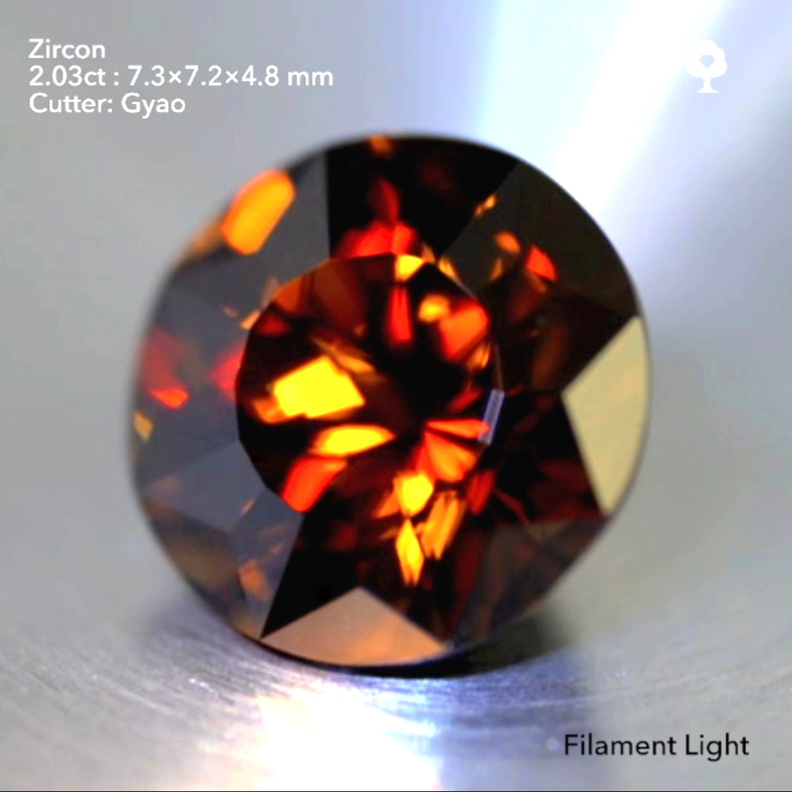 燃える太陽にも見える変則キューブカット☀️深い美色“ウヰスキーカラー”ジルコン2.03ct✨ゲオちゃん作品