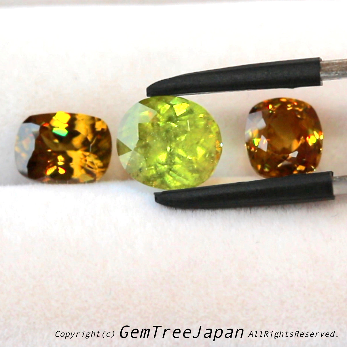 マダガスカル産スフェーン2.03ct✨3個セットをバラバラにしてオークションでご紹介🔨😉❗️