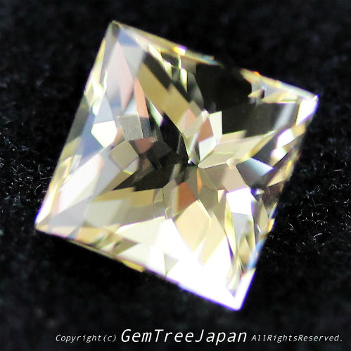 師匠作品“クラウン太鼓橋カット”ラブラドライト2.28ct💎