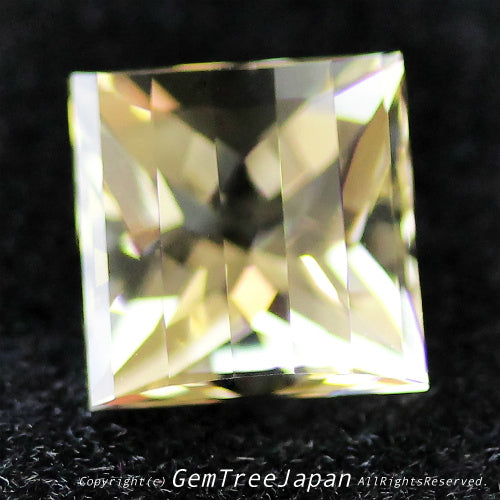 師匠作品“クラウン太鼓橋カット”ラブラドライト2.28ct💎
