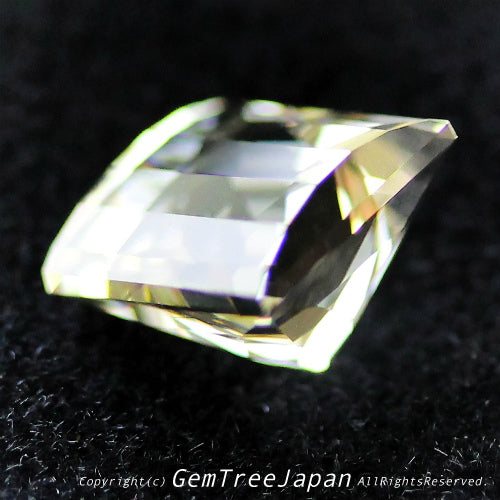 師匠作品“クラウン太鼓橋カット”ラブラドライト2.28ct💎