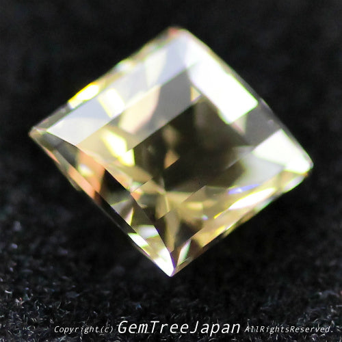 師匠作品“クラウン太鼓橋カット”ラブラドライト2.28ct💎