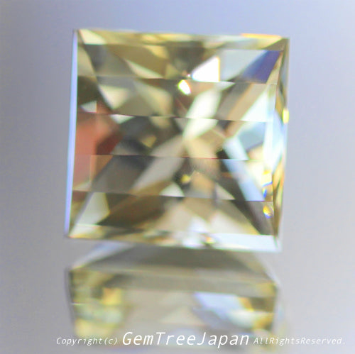 師匠作品“クラウン太鼓橋カット”ラブラドライト2.28ct💎