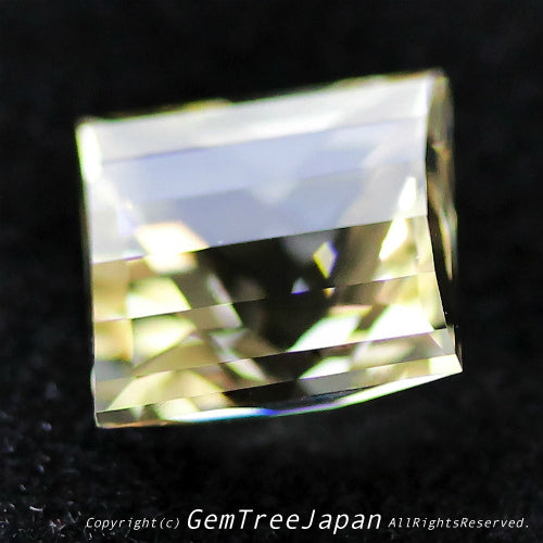 師匠作品“クラウン太鼓橋カット”ラブラドライト2.28ct💎