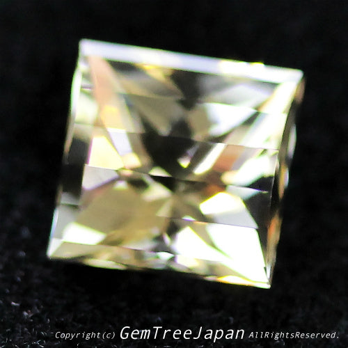 師匠作品“クラウン太鼓橋カット”ラブラドライト2.28ct💎