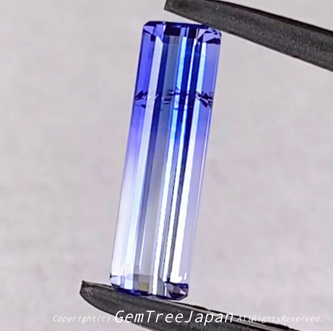 超美色のバイカラータンザナイト2.57ct✨「"GTQ"ビンテージ作品