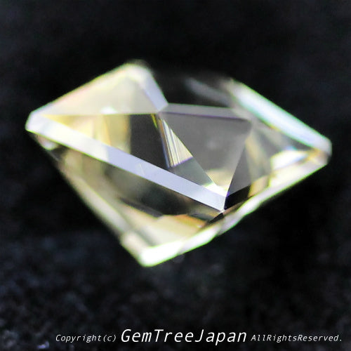 師匠作品“テーブル面縁取りカット”ラブラドライト2.65ct💎