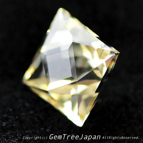 師匠作品“テーブル面縁取りカット”ラブラドライト2.65ct💎