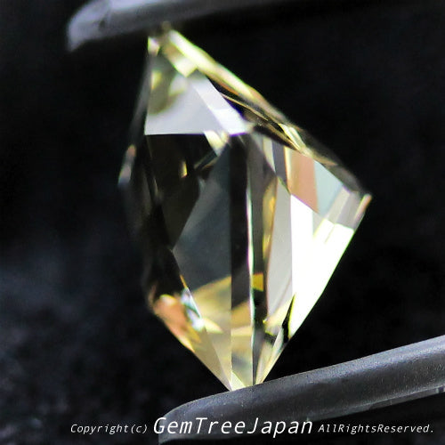 師匠作品“テーブル面縁取りカット”ラブラドライト2.65ct💎