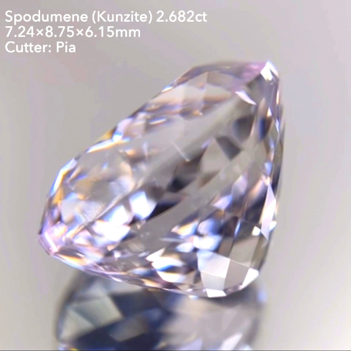 ほんのりピンクがキラキラ輝くクンツァイト2.682ct✨ピアッちゃん作品