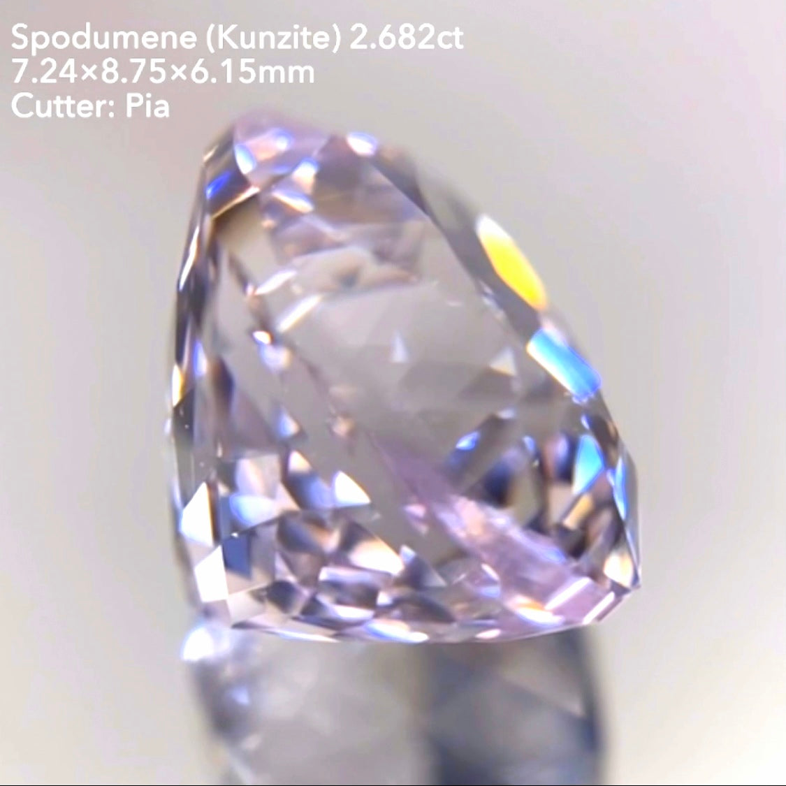 ほんのりピンクがキラキラ輝くクンツァイト2.682ct✨ピアッちゃん作品