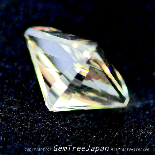師匠作品“トライアングル”ラブラドライト2.75ct💎