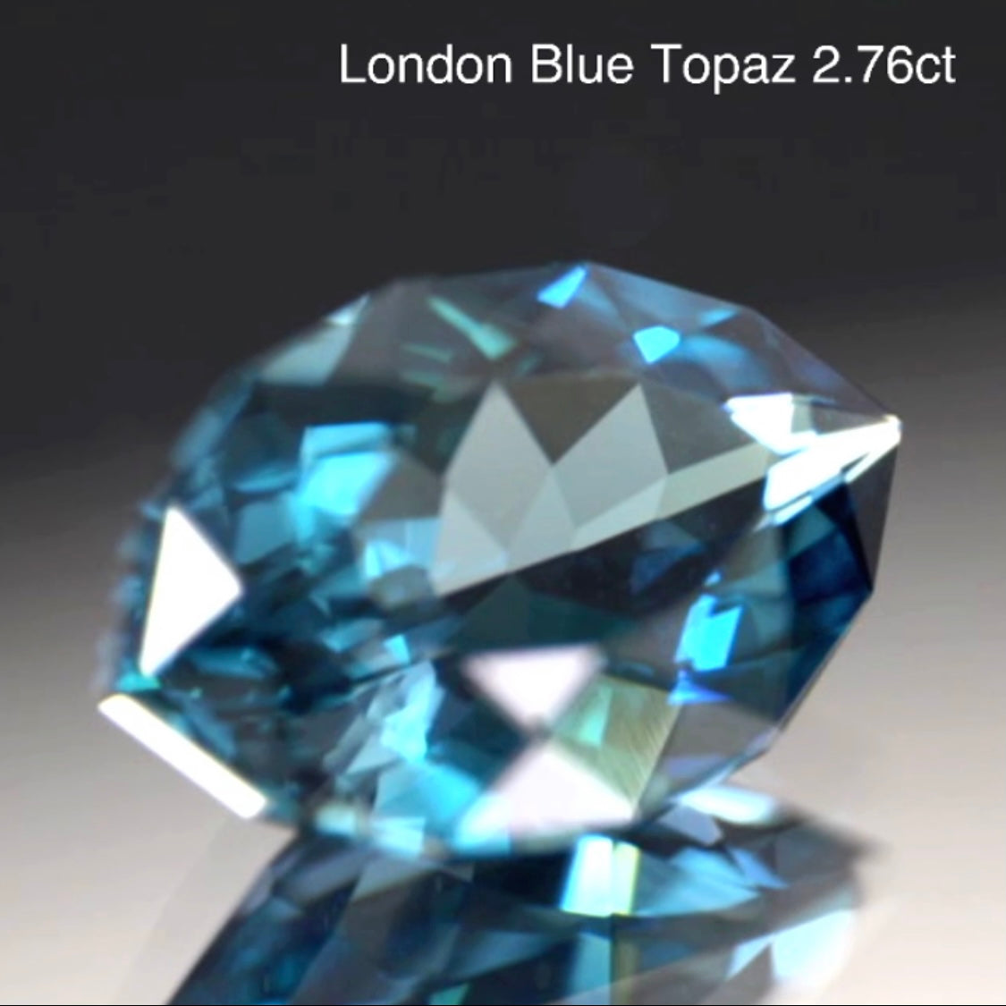 太めの感じがまた良し🍯“ファンシーマーキス”ロンドンブルートパーズ2.76ct🔮ピアッちゃん作品