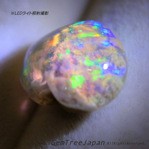 オパール博物館“超オモシロ”特別篇✨🌈オーストラリ産オパール2.99ct💎内部に広がる「モコモコ」がたまりません😍