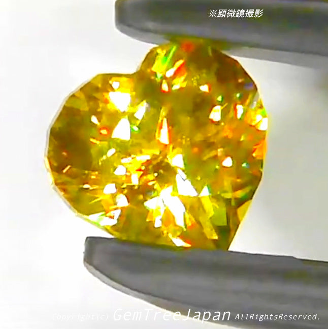 『2個ぽっきり』“ファンシーハート”のマダガスカルスフェーン💎こちらは0.76ctです✨11/16Live配信⚡️ピアっちゃん作品
