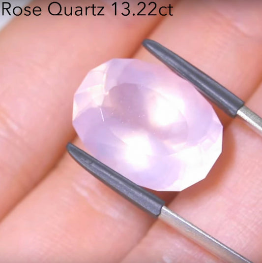 師匠作品ローズクォーツ 13.22ct🔮✨2/28Live配信作品