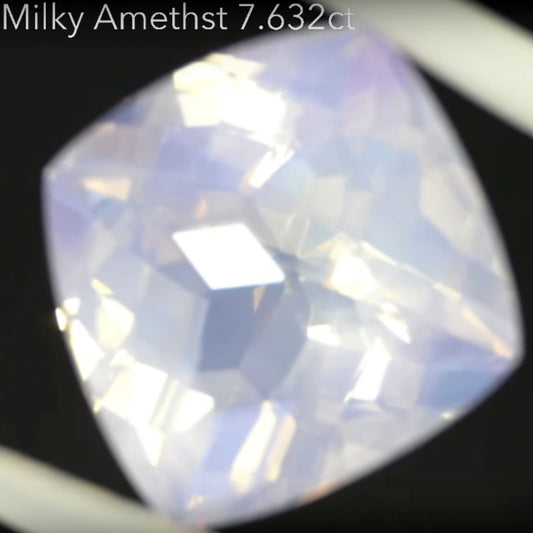 【SOLD OUT】雰囲気・色合い・キューブの輝き!大好きです❗️ミルキーアメジスト7.632ct💎ゲオちゃん作品✨こちらは「お問合せ一番乗り特価」でご紹介です♪