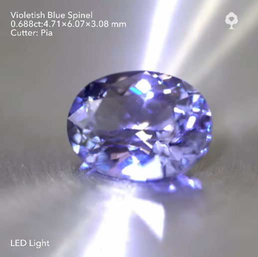 【SOLD OUT】暗みのない貴重なブルー系スピネル(バイオレティッシュブルー)0.688ct🔮ピアッちゃん作品(LIVE中のお問合せ一番乗り特価でのご紹介です)