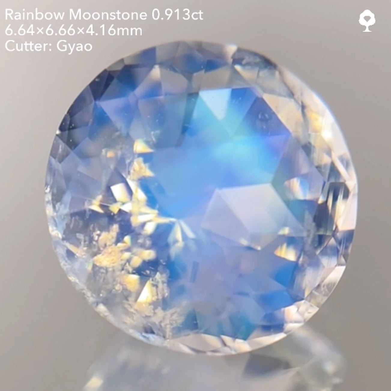 【SOLD OUT】ラウンドキューブスターレインボームーンストーン0.913ct/ゲオちゃん【両面キューブ】