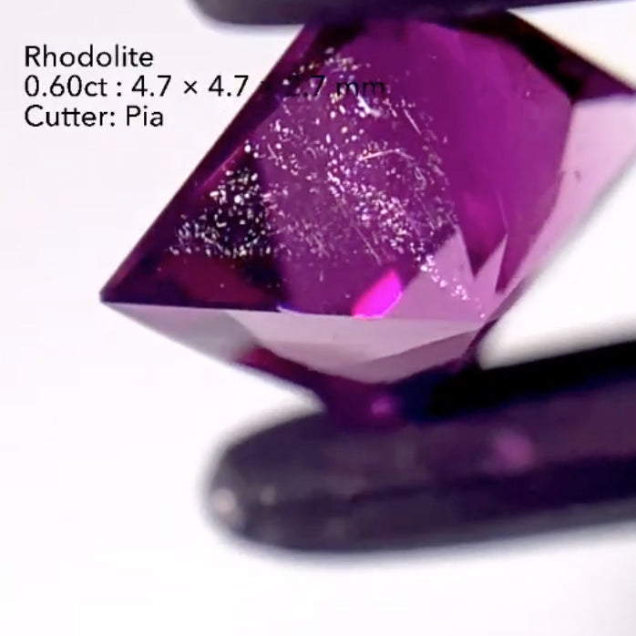 【SOLD OUT】ロードライトガーネット0.60ct/ピアッちゃん作品 ★11/11ハラキリ1円オークションライブ★クーポンはごめんなさい🙇♂️