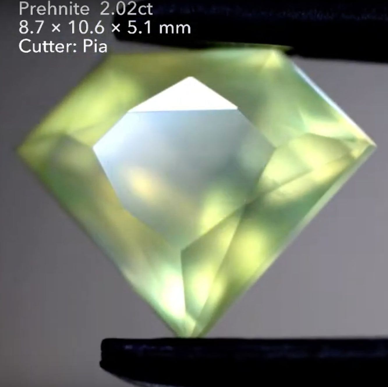 【SOLD OUT】宝石形プレナイト2.02ct✨ピアッちゃん作品💎お問合せ一番乗り特価でご紹介です♪