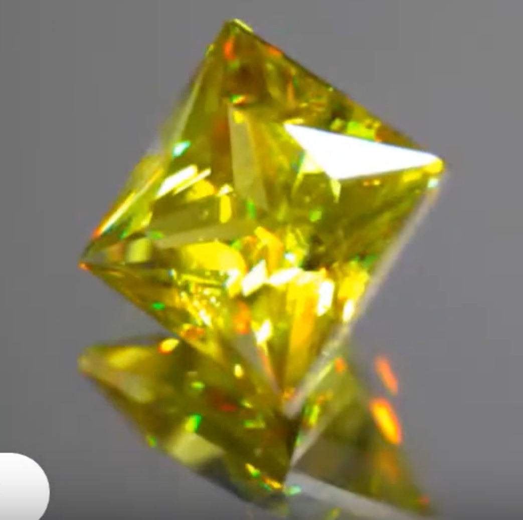 【SOLD OUT】“スフェーン❎プリンセス”見事な輝き✨スリランカ産スフェーン1.920ct✨ピアッちゃん作品💎お問合せ一番乗り特価でご紹介です♪