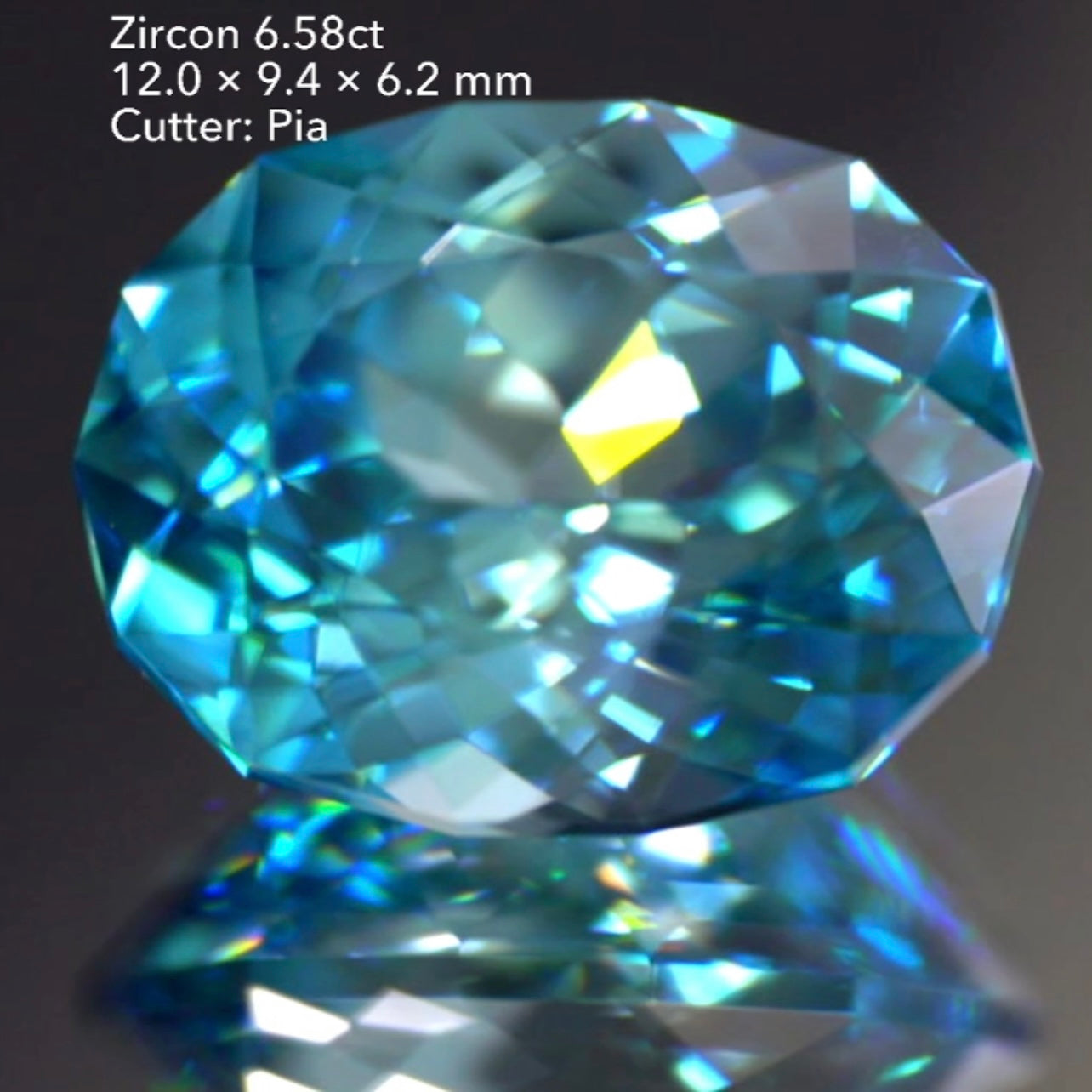 元旦22:00終了💨2022年初売りオークション❗️キタぁ〜煌くファンシーオーバル💎大粒ブルージルコン6.58ct✨ピアッちゃん作品👍