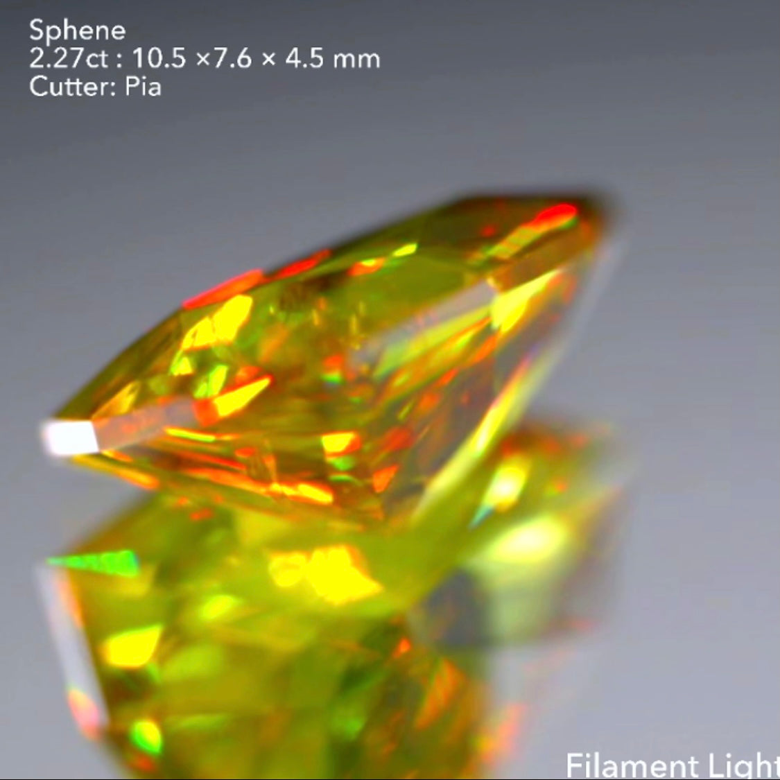 煌めく槍型✨マダガスカル産スフェーン2.27ct💎ピアッちゃん作品