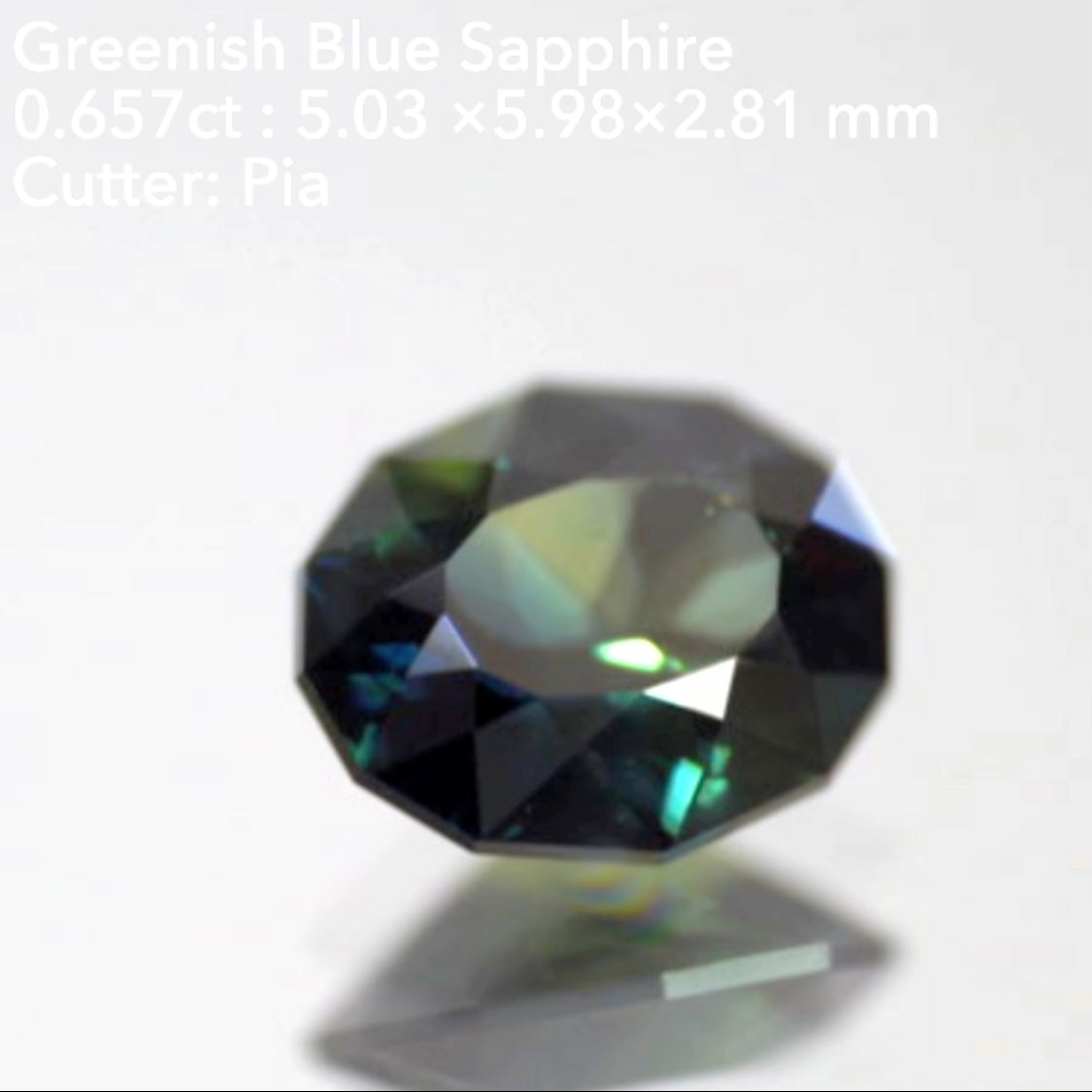 ハッキリ分かれる二つの美色✌️グリニッシュブルーサファイア0.657ct💎ピアッちゃん作品👍ブラックフライデー特価でご紹介です♪
