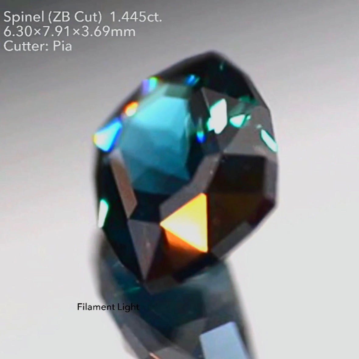 【お客さま専用ページ】インディコライト⁉️深海の色🐳をしたスピネル 1.445ct ZBカット ピアッちゃん作品